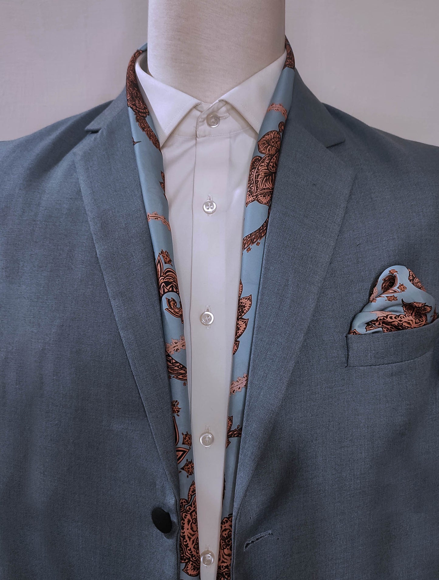 Grey Box Pleated - Silk Scarf and Pocket Square Set
