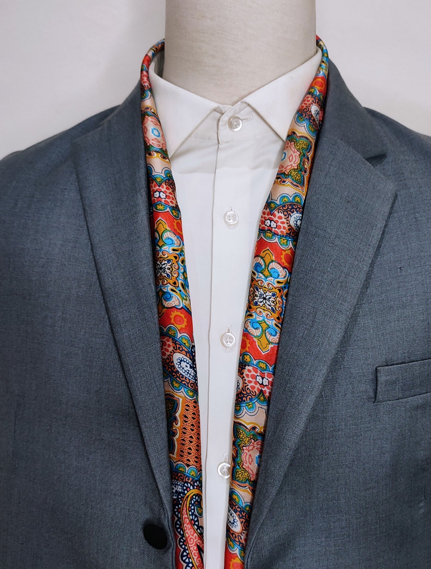 Paisley Art Show - Silk Men Scarf