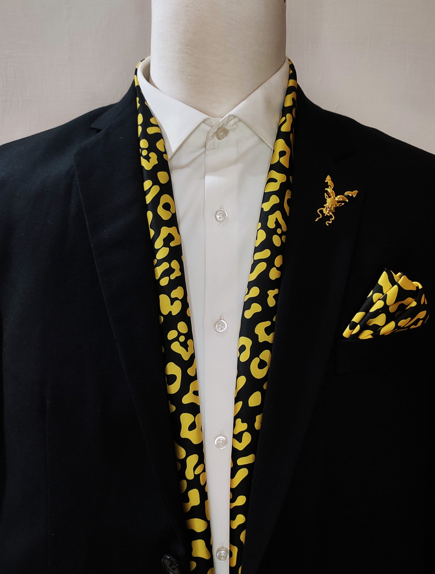 Be a Cheetah - Silk Men Scarf Set