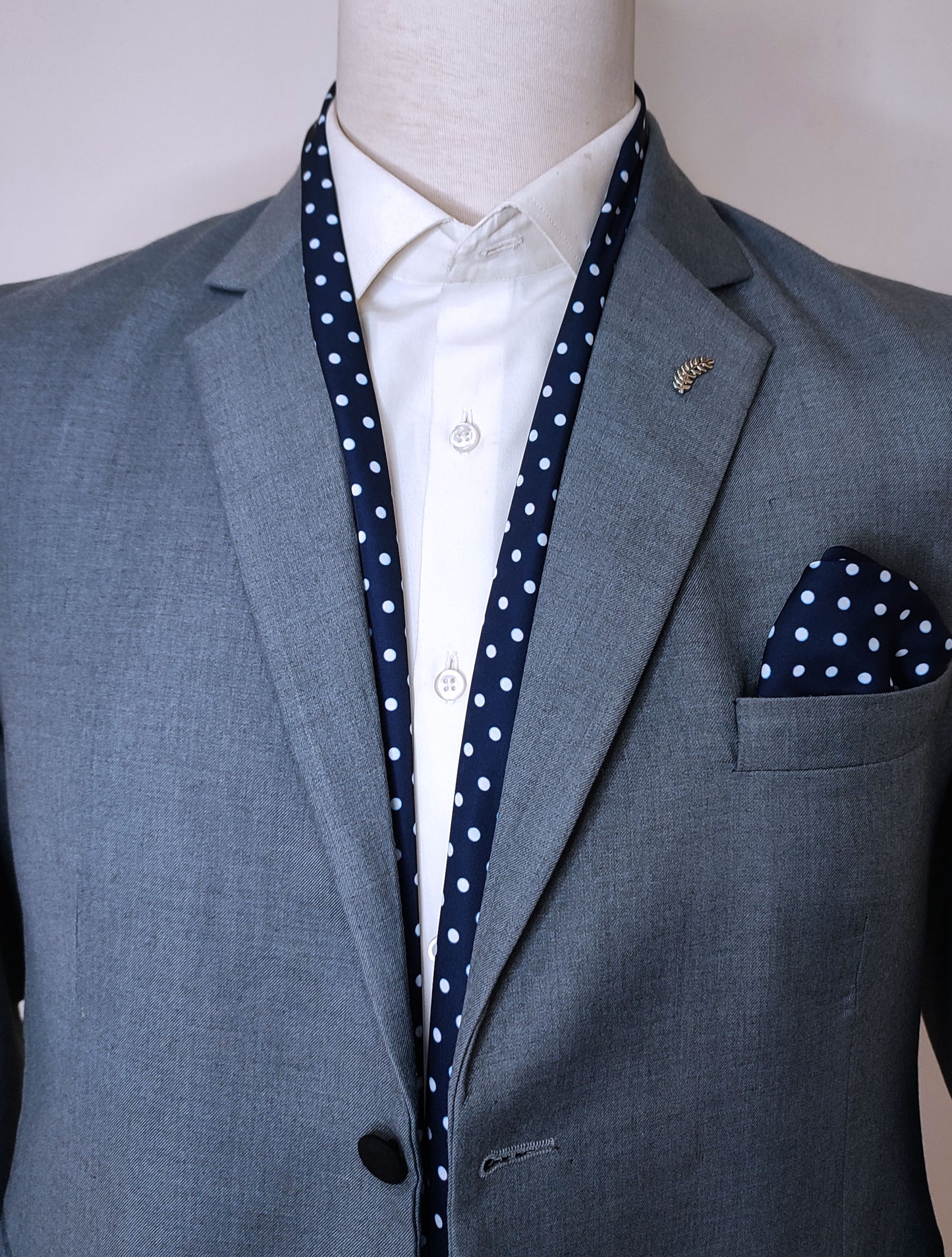 Starry Blue Night Polka Dots - Silk Men Scarf Set