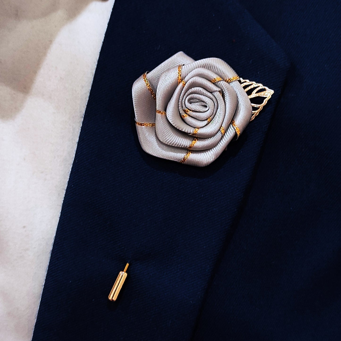 Grey Texture Floral Lapel Pin