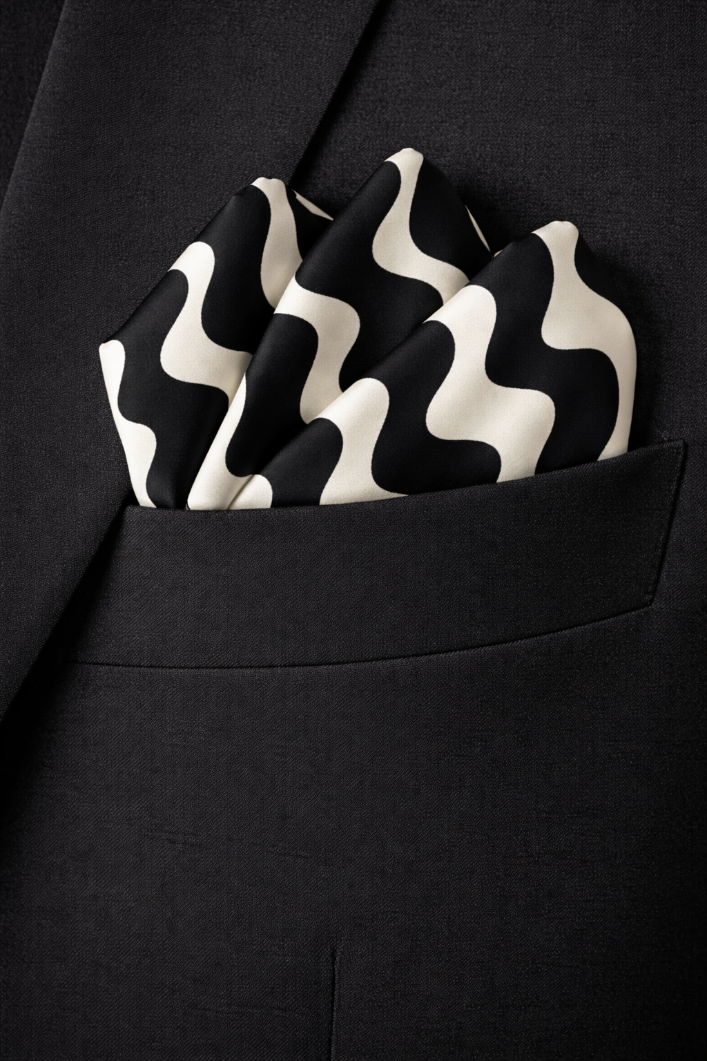 Eclipse Flow Silk Pocket Square by Monzoro – view 2