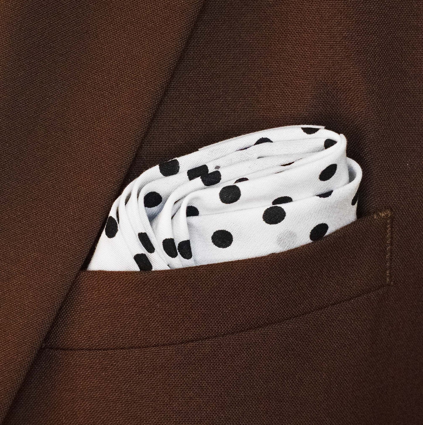 Snow White Base Polka - Silk Pocket Square