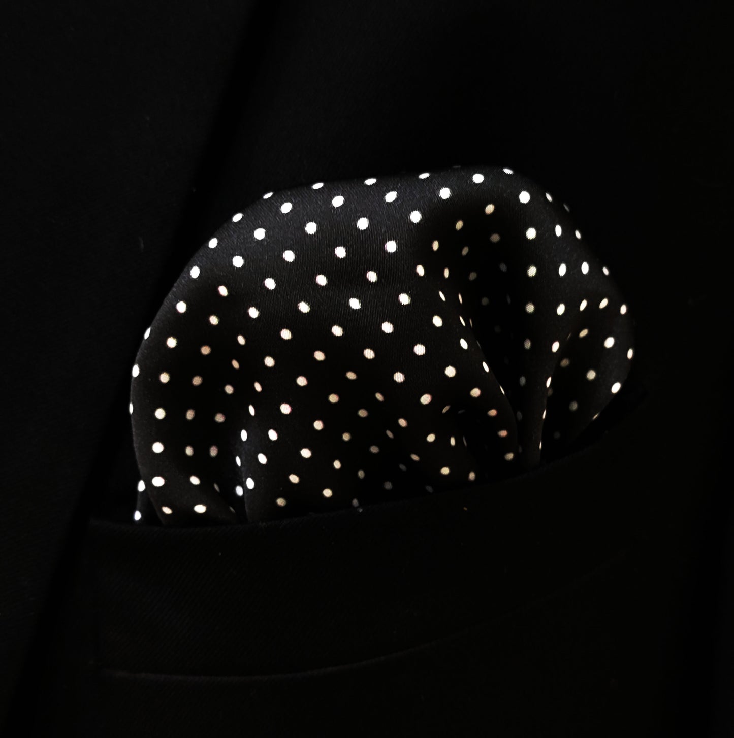 Mini Point Black Silk Pocket Square
