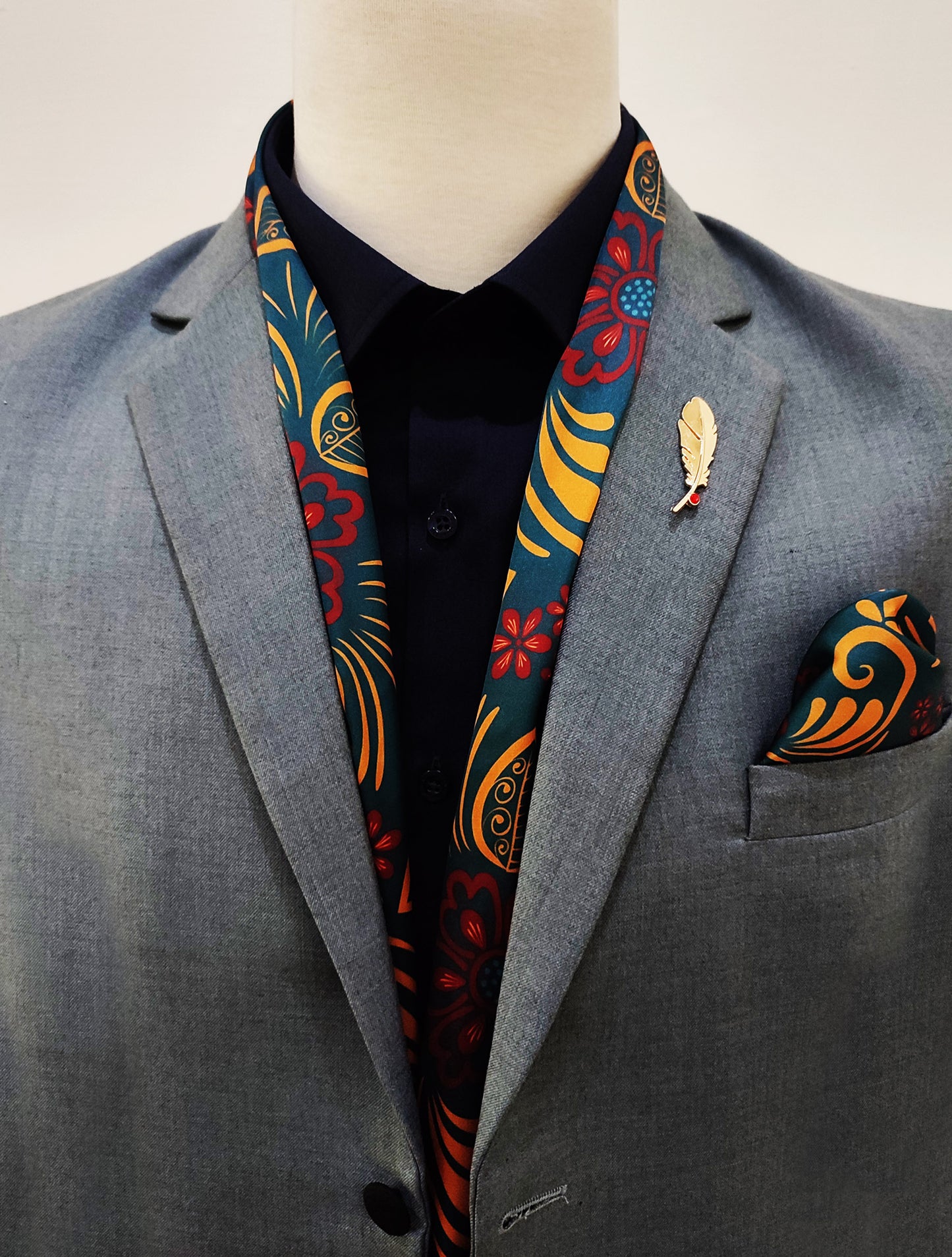 Garden of Eve Silk Men Scarf and Pocket Square Set