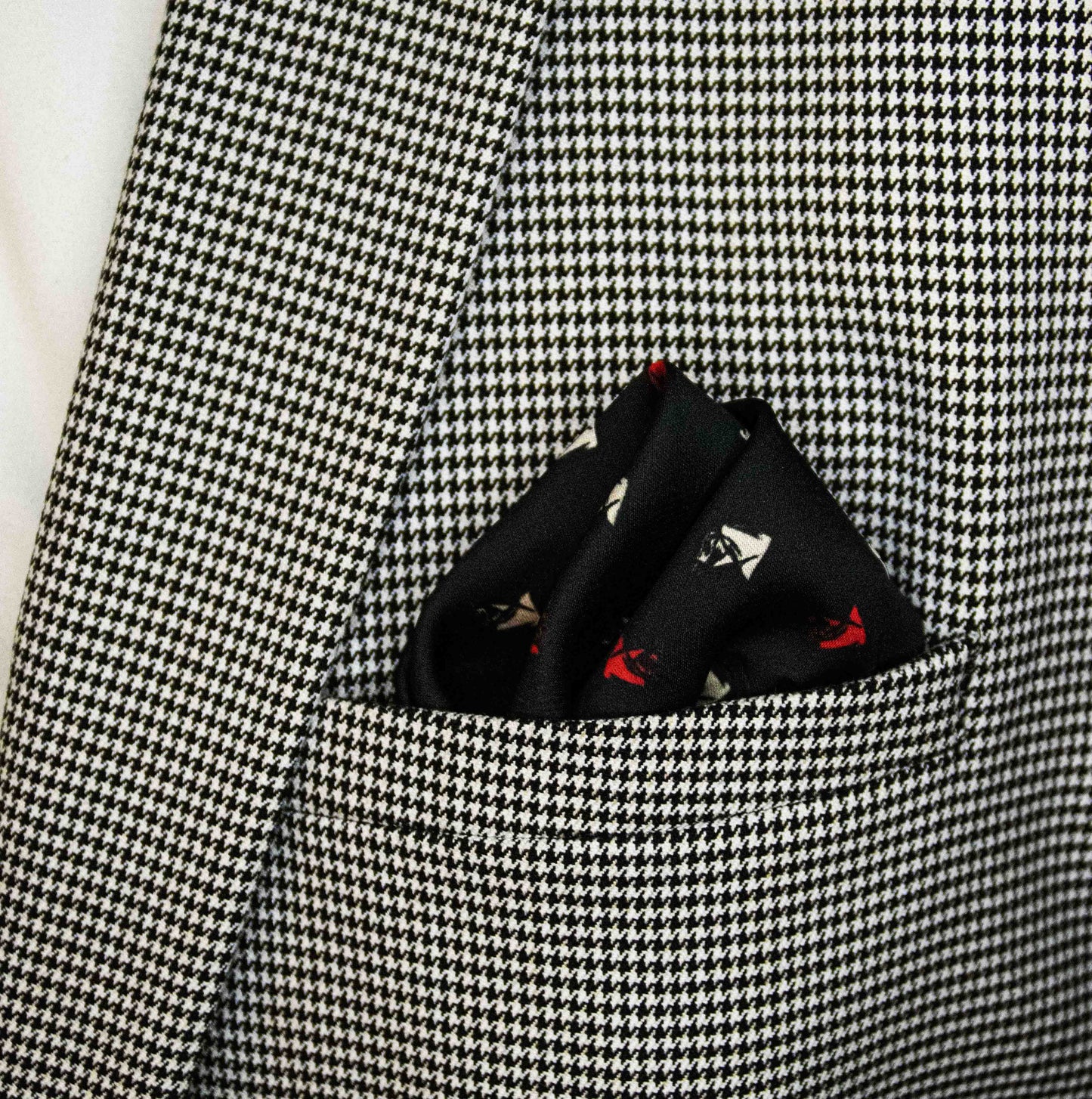 Abstract Horse – Silk Pocket Square