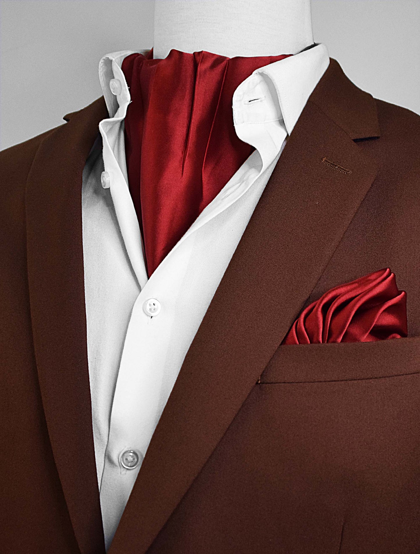 Bordeaux Wine - Men Silk Ascot and Pocket Square Set