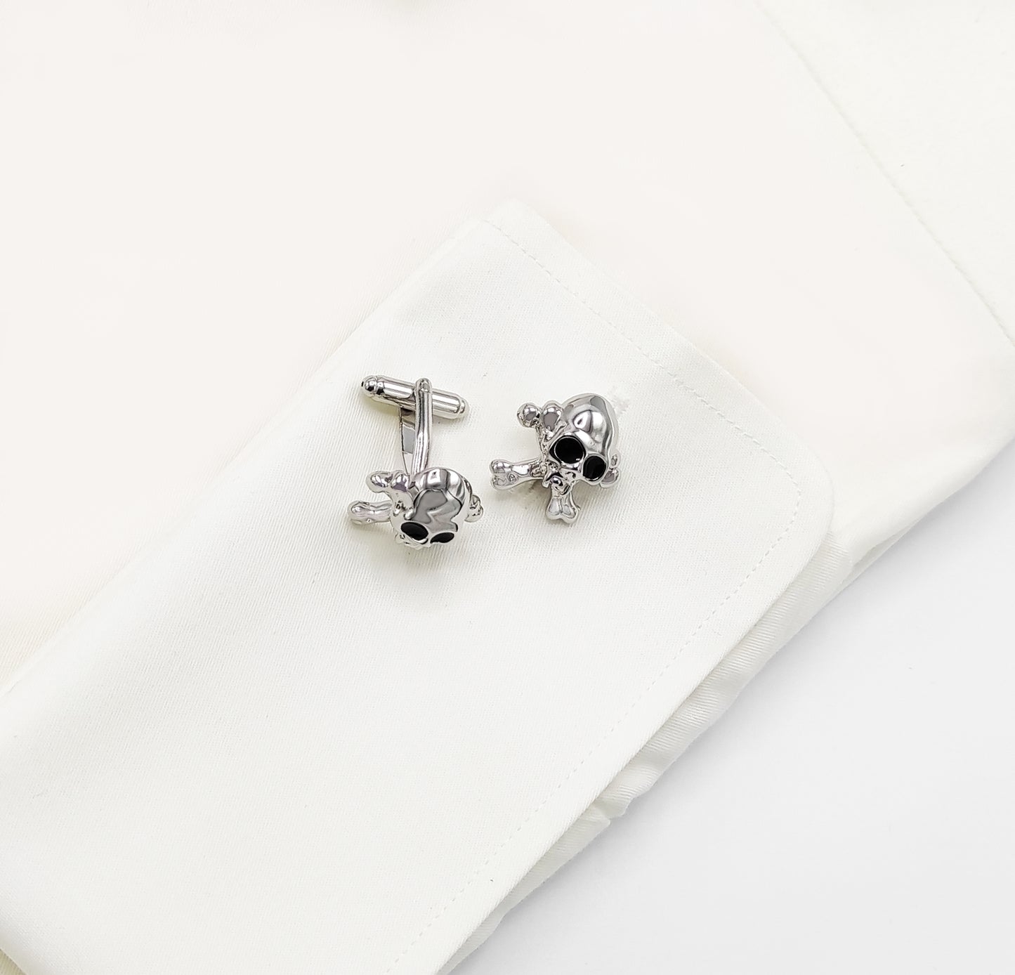Skull and Bones – Silver Mens Cufflinks