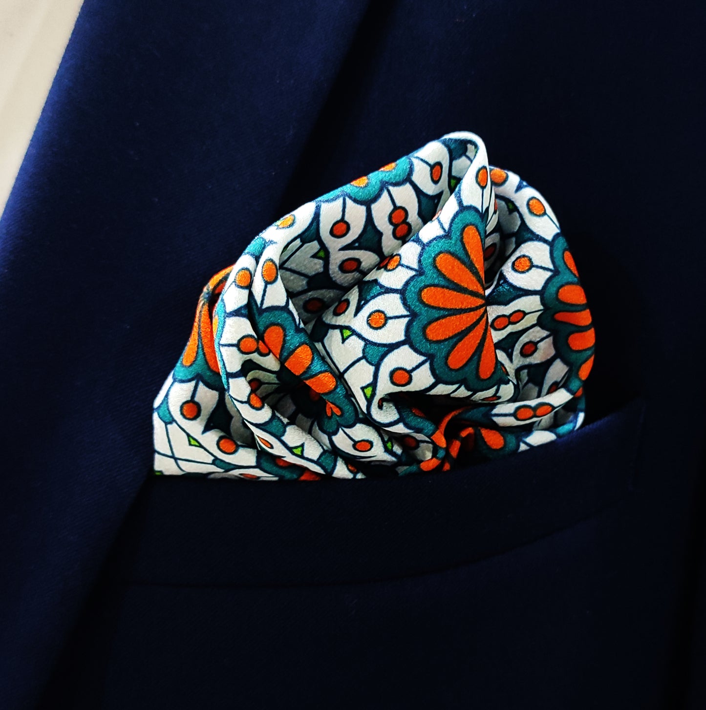 Mexican Floral Loop – Silk Pocket Square
