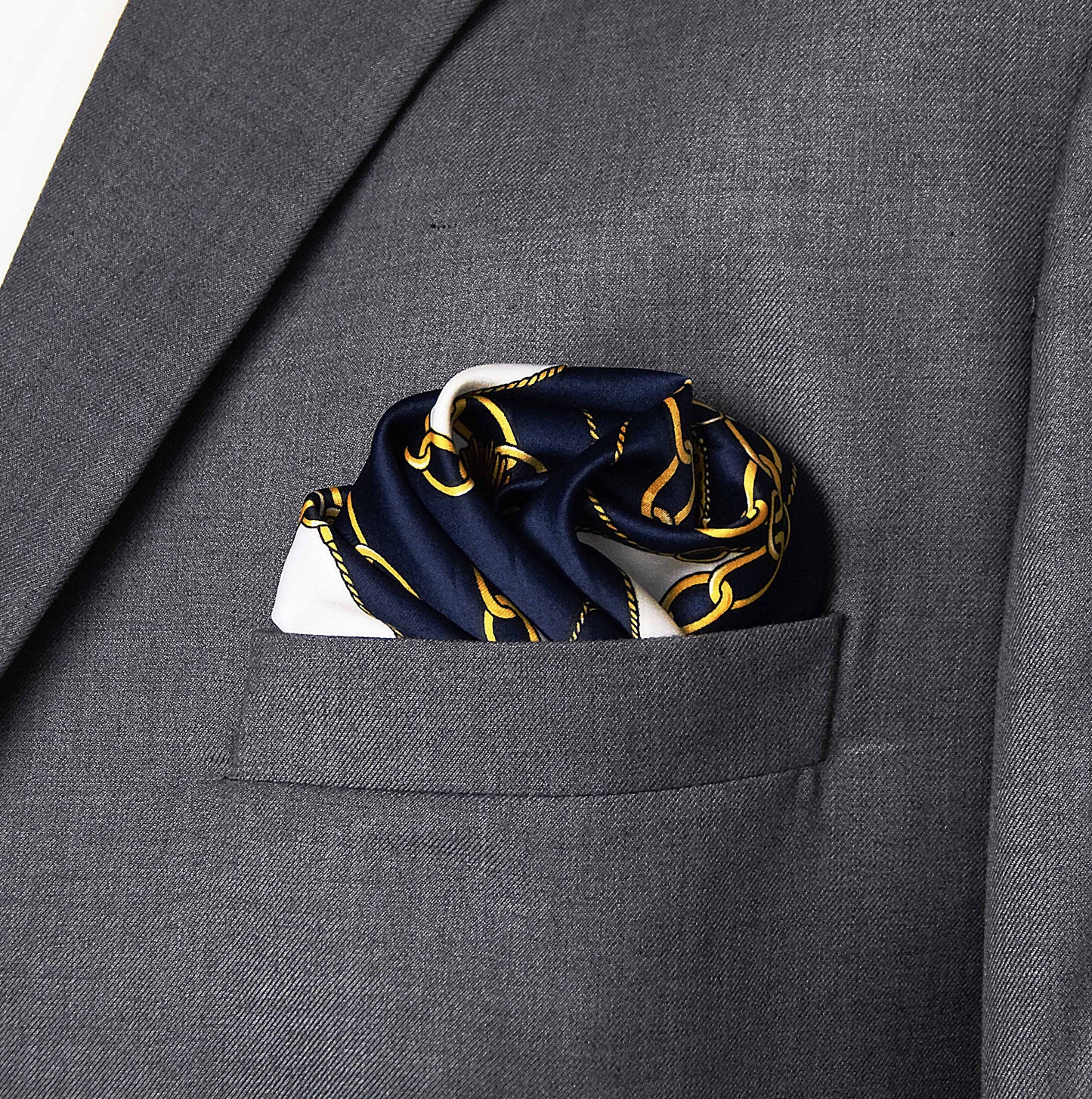 Curb And Link Chain Art – Silk Pocket Square