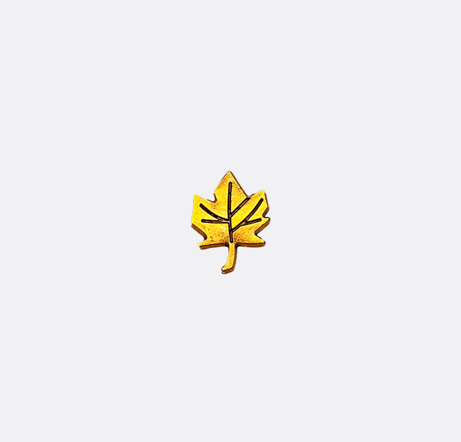 Canadian Gold Lapel Pin by Monzoro