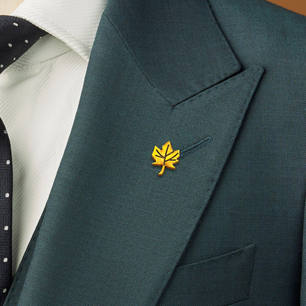 Canadian Gold Lapel Pin by Monzoro – view 2