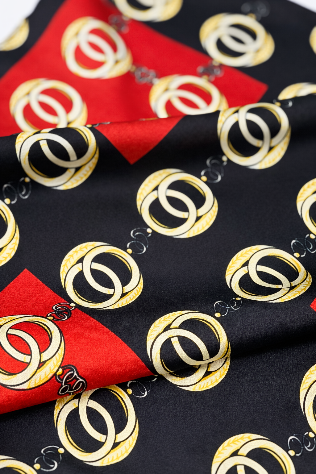 Chain Loop Red Silk Pocket Square