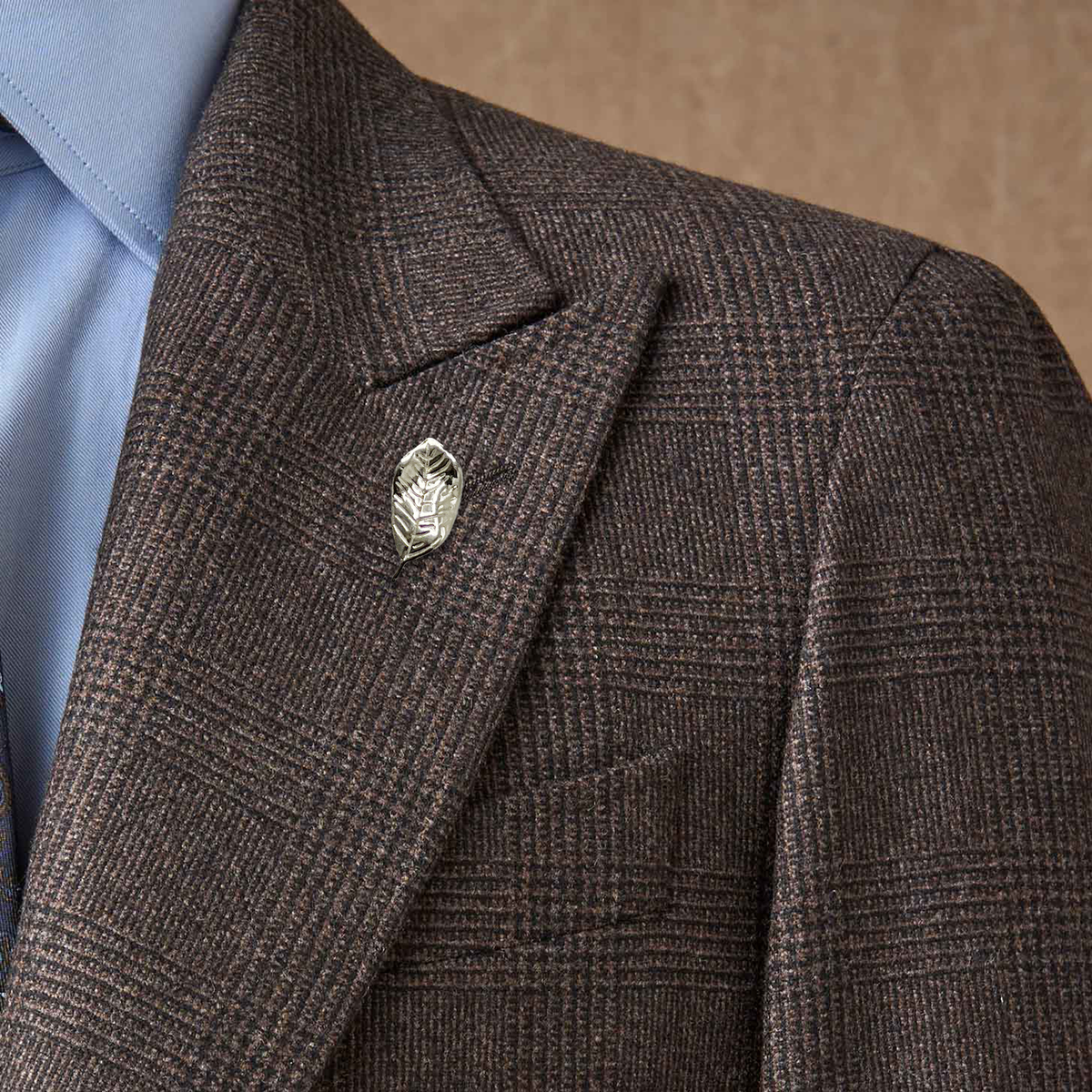 Peppermint Leaf Silver Lapel Pin by Monzoro – view 3