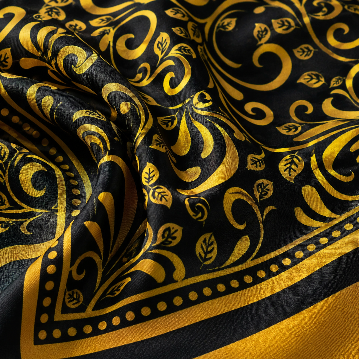 Chinese Floral Art – Silk Pocket Square by Monzoro – view 17