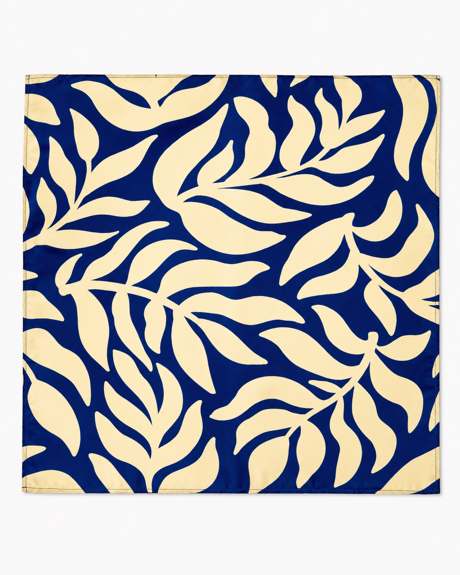 Ocean Leaf Silk Pocket Square by Monzoro – view 11