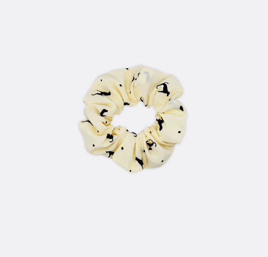 WHITE DALMATIAN - SILK

Scrunchies