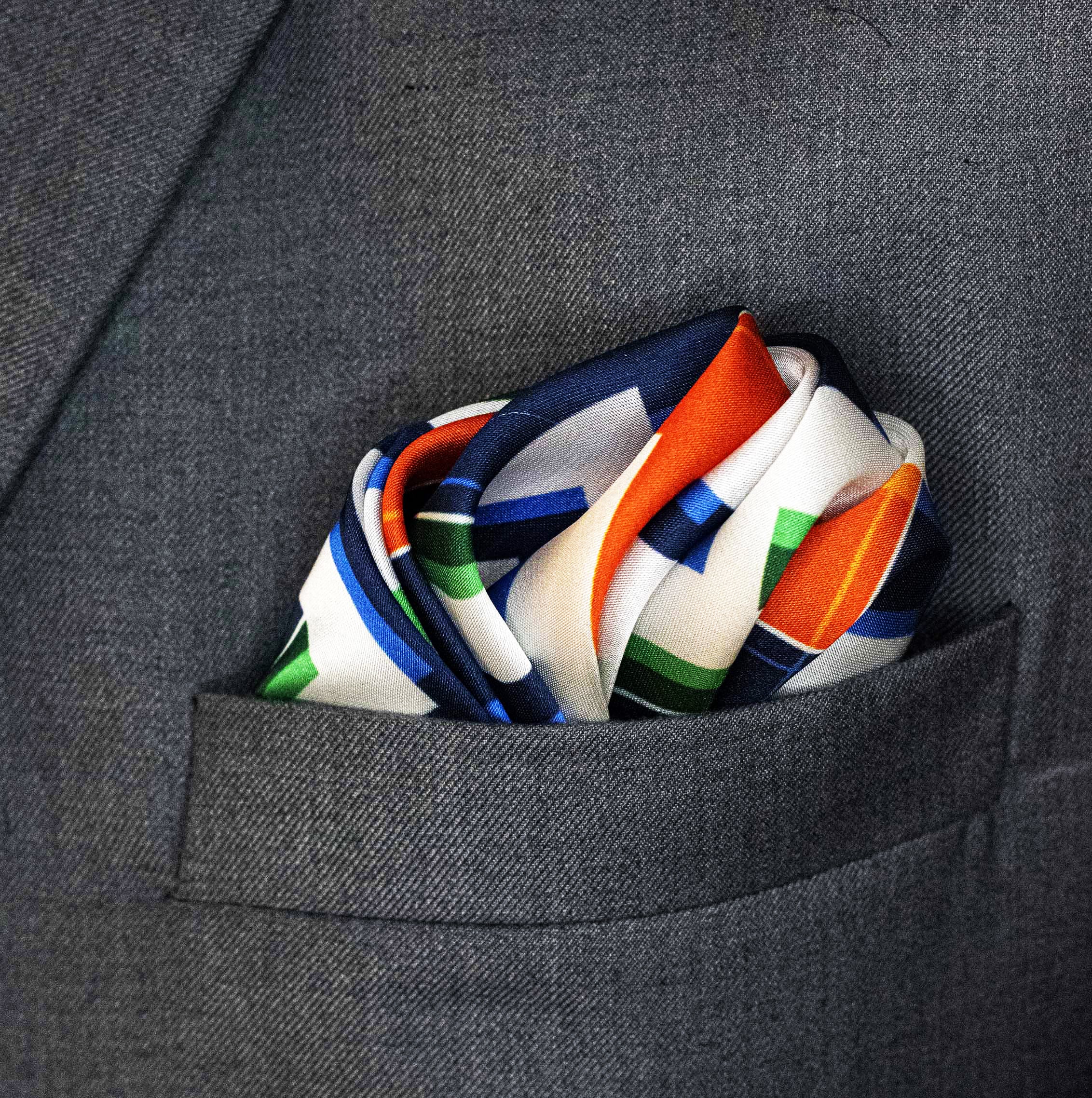 Techno Illusion – Silk Pocket Square by Monzoro – view 6