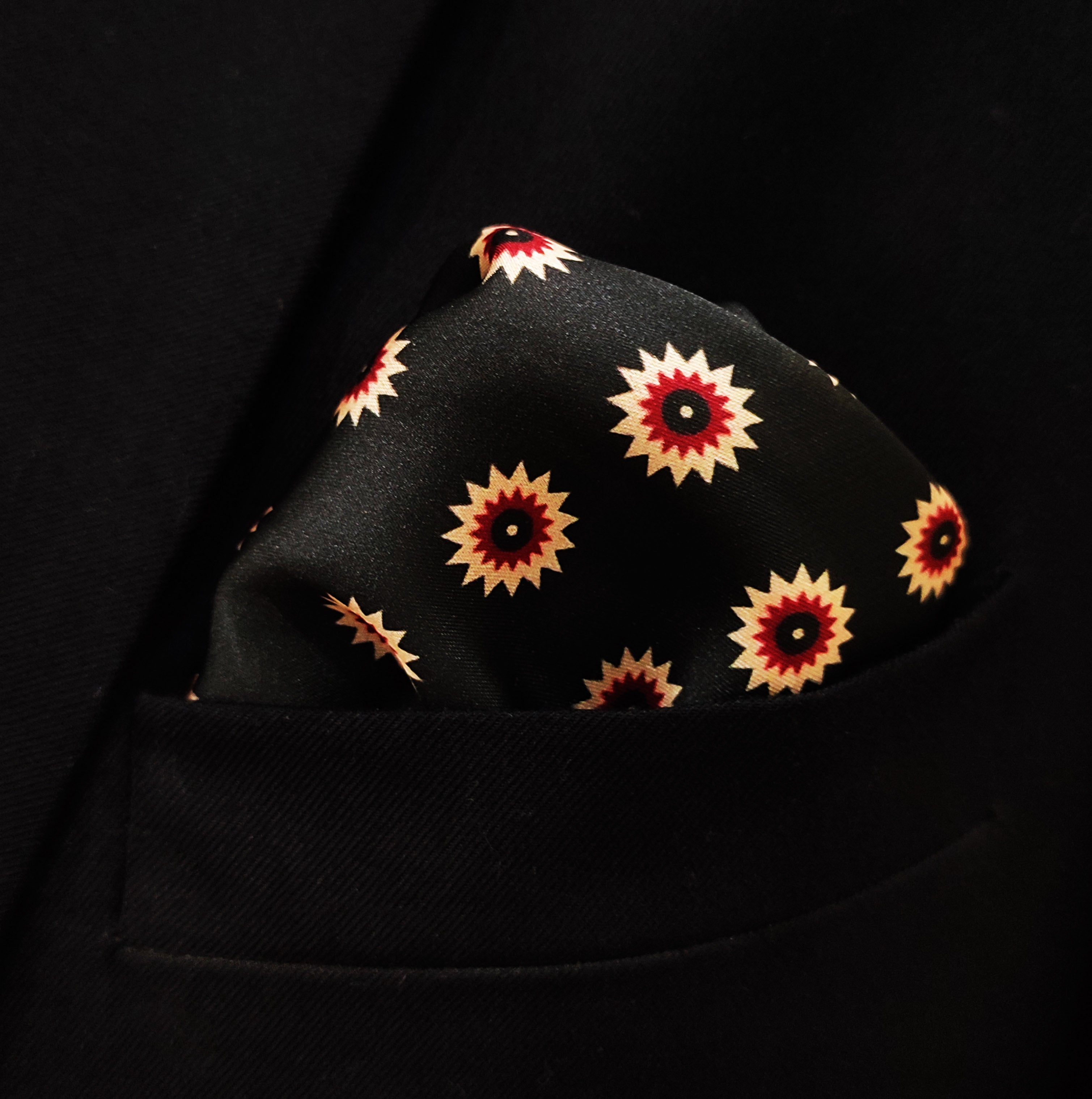 Black & Gold Reversible Silk Pocket Square by Monzoro – view 4