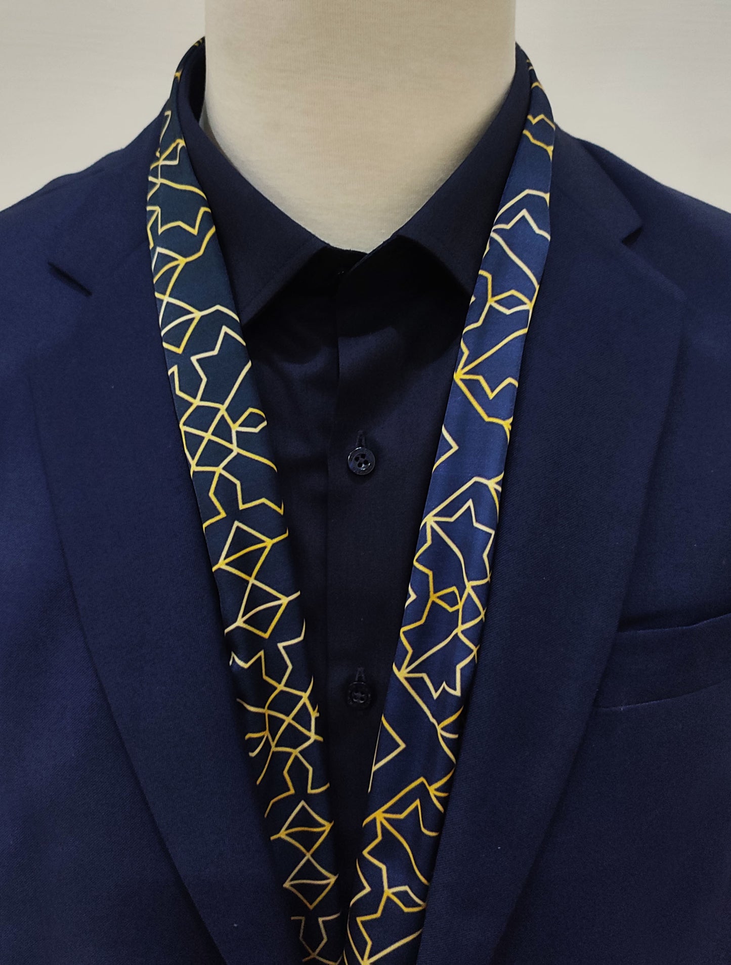 Navy and Gold Rugs Silk Men Scarf
