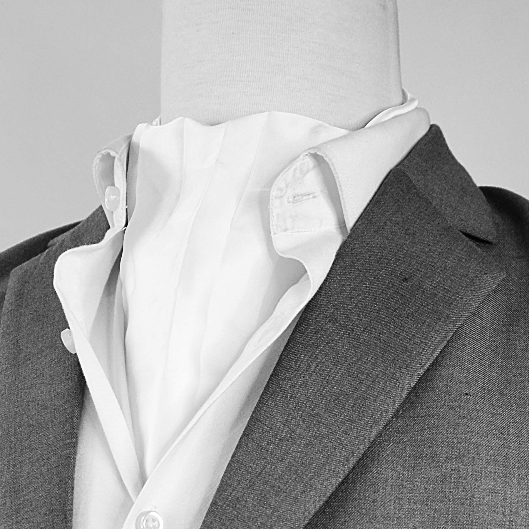 Pearl White Paradigm Silk Ascot by Monzoro – view 8