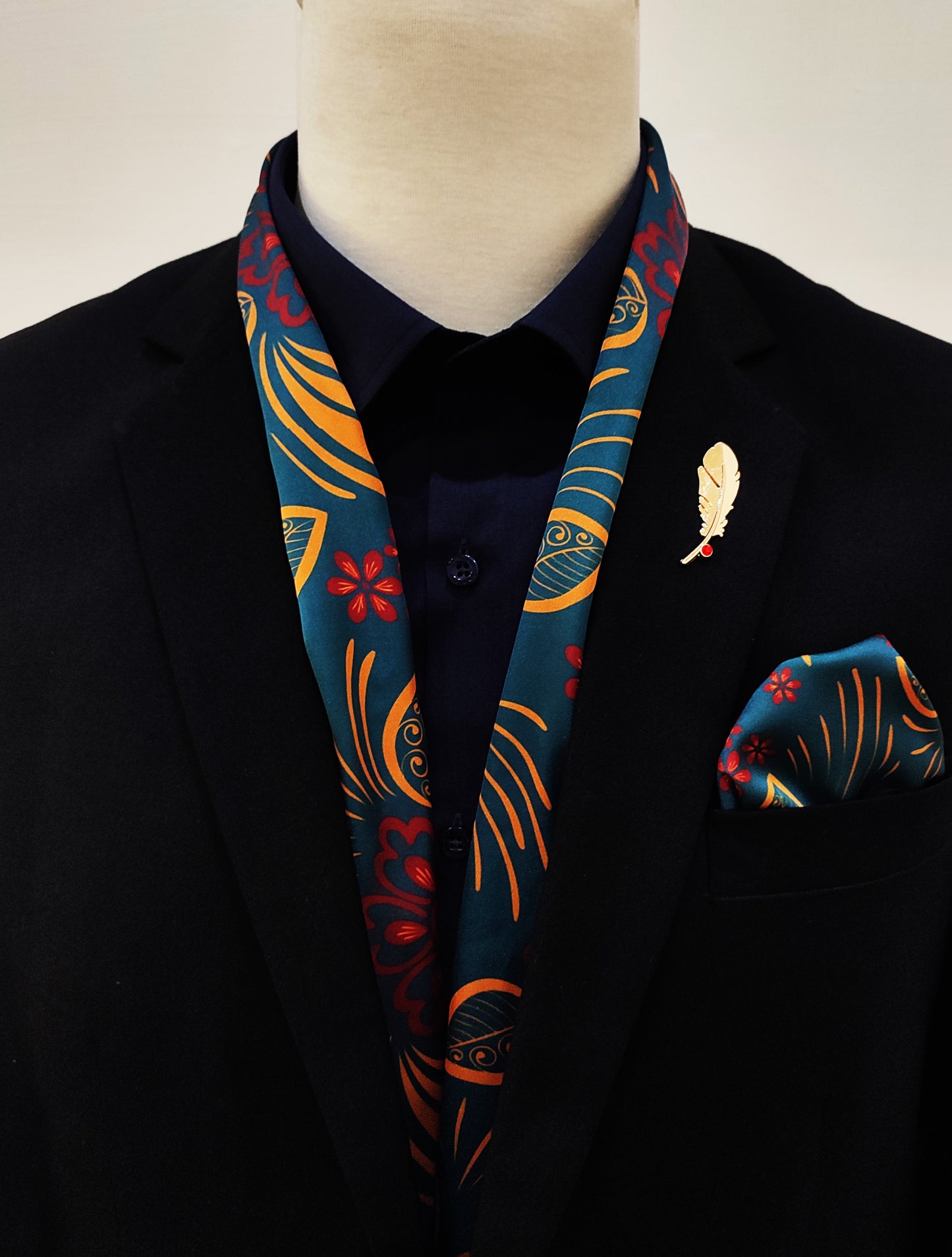 Garden of Eve Silk Men Scarf and Pocket Square Set