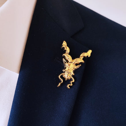 Antique Markhor - Bright Golden Lapel Pin