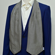 Retro Run Silk Ascot by Monzoro – view 2