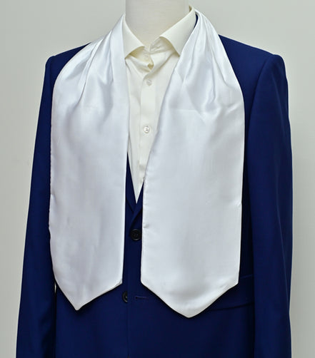 Pearl White Paradigm Silk Ascot by Monzoro – view 4