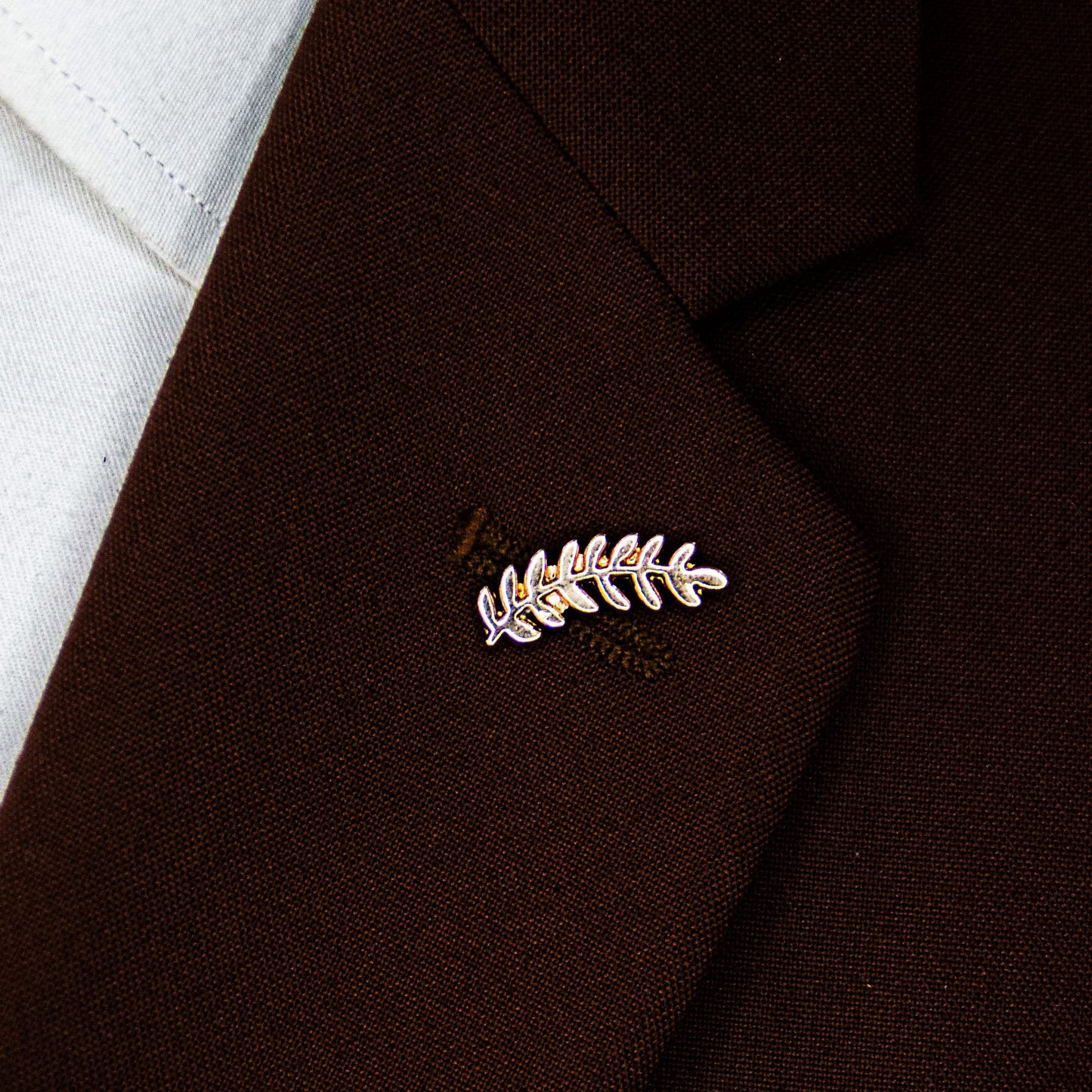 Barley Leaf - Golden Lapel Pins