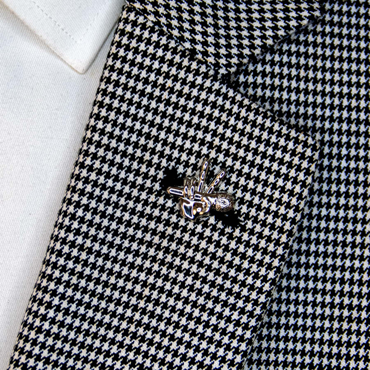 The Singers Victory - Silver Lapel Pin