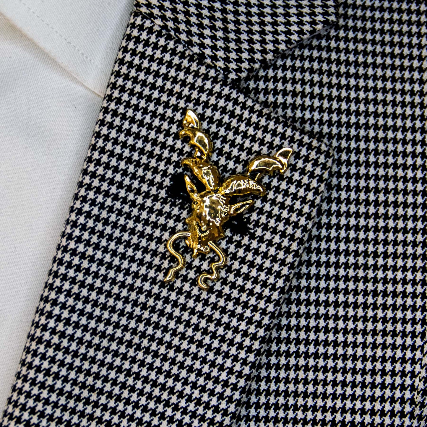 Antique Markhor – Bright Golden Lapel Pins