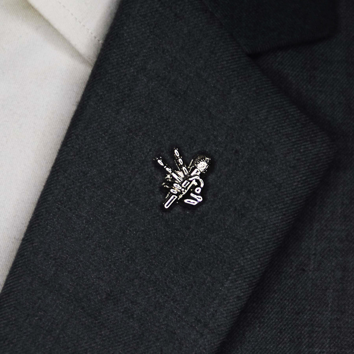 The Singers Victory - Silver Lapel Pin